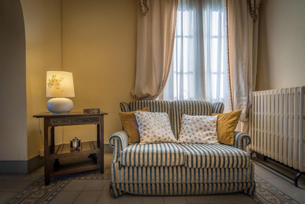 Villa Ines Charme Near Lucca Altopascio Exteriör bild